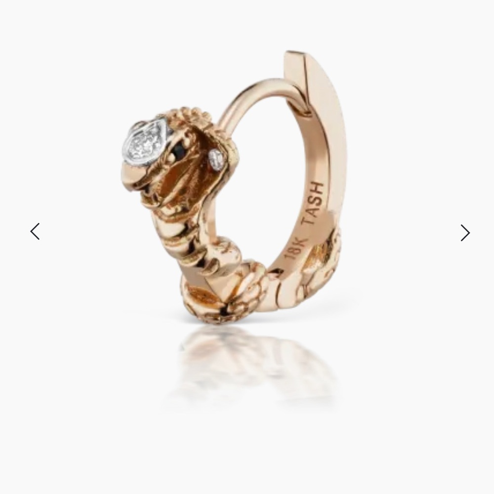 Maria Tash * Cobra Ring with Black Diamond Eyes